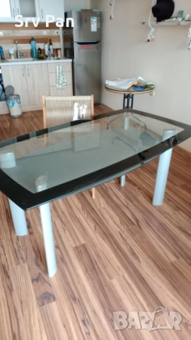 Стъклена Маса с 2 плота 90 см на 1.60 см, снимка 3 - Маси - 51956077