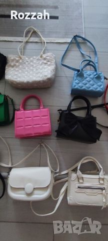 Дамски чанти в различни цветове , снимка 2 - Чанти - 46239287