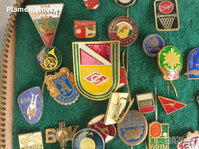 голяма стара колекция от значки с акцент СПОРТ, снимка 7 - Колекции - 54025384