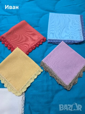 Копринени кърпички с дантела 