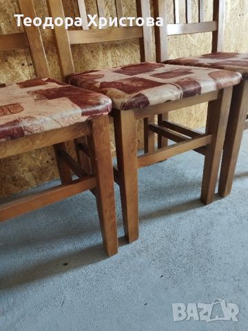 Дървени столове масив 4броя, снимка 1 - Столове - 46416534