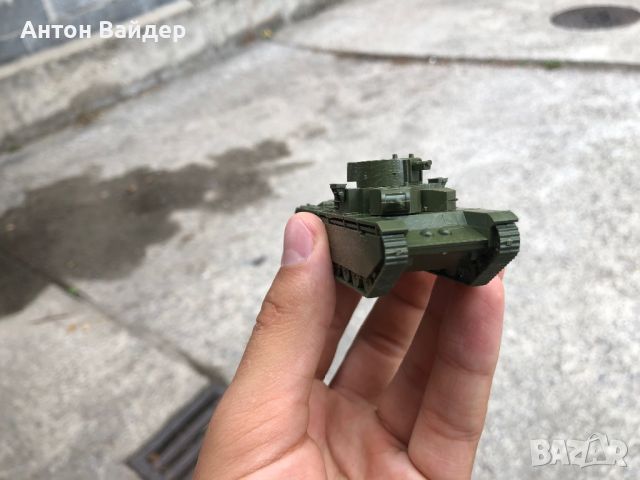 Танк Т-35, Zvezda, 1/100, снимка 3 - Колекции - 46651763