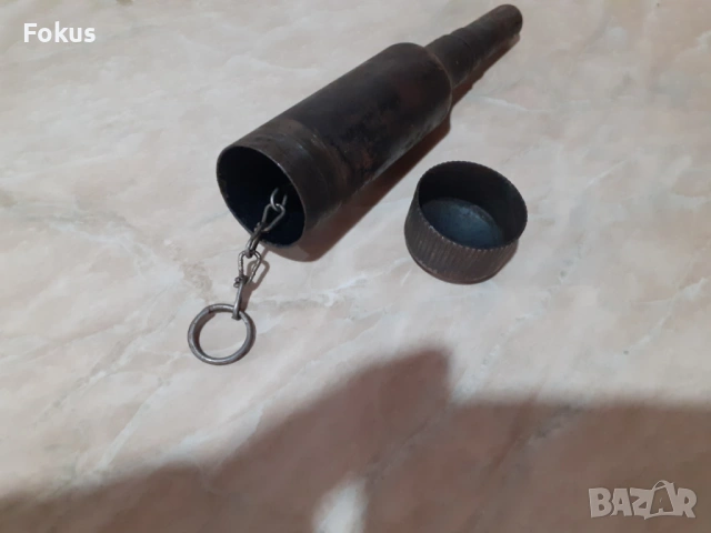 Стара военна метална гресьорка за мотор - такаламит, снимка 3 - Антикварни и старинни предмети - 53878700