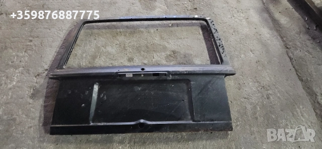 Лада Комби Заден капак 2104 Ретро Руски Руско соц руска части 