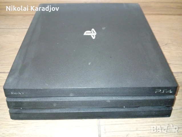 Плейстейшън Ps4 pro, снимка 4 - PlayStation конзоли - 53725967