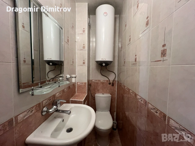 Тристаен тухлен апартамент в район Зимно кино Тракия , снимка 11 - Апартаменти - 53291844