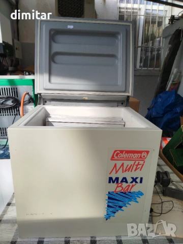 Амонячен хладилник COLEMAN -12/220V- GAS - 40 литра 