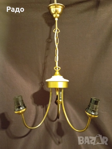 Красив стариннен полилей изработен от месинг и порцелан