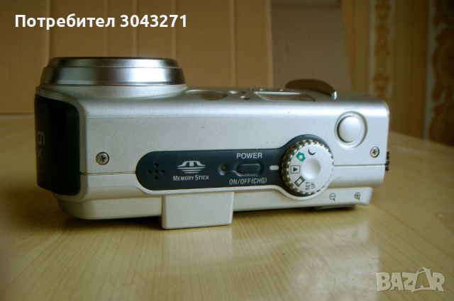 SONY DSC-P50 Cyber-shot 2.1 mega pixels. РЕТРО , снимка 9 - Фотоапарати - 45319799