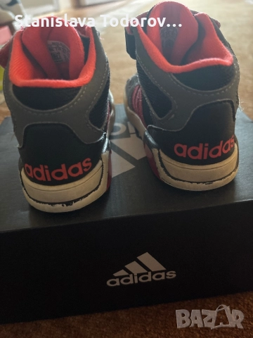 Кецки adidas, снимка 3 - Детски обувки - 52256552