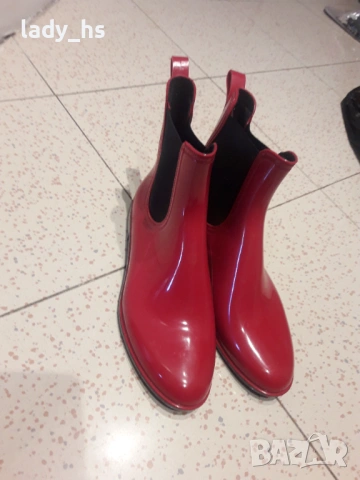 Красиви гумени ботуши, снимка 2 - Дамски ботуши - 53179500