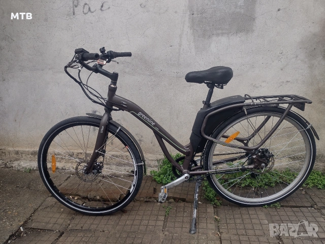 Градски електрически велосипед 28"