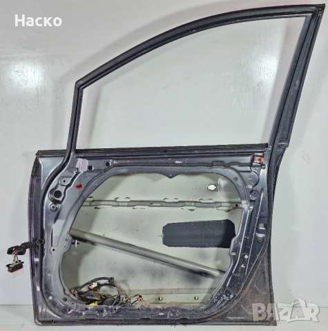 Предна Дясна Врата Kia Carens Киа Каренс 2006г-2013г, снимка 2 - Части - 53840674