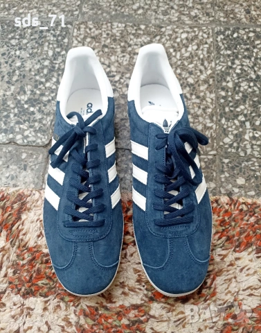 Чисто нови adidas Gazelle blue navy uk9.5/us10 /N44 70 евро
