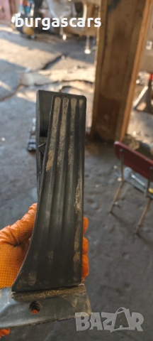 Педал газ Bmw 118D - 122к.с E87 2005г 