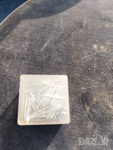 Продавам стар грамофон с манивела с пружина, снимка 3 - Антикварни и старинни предмети - 53151098