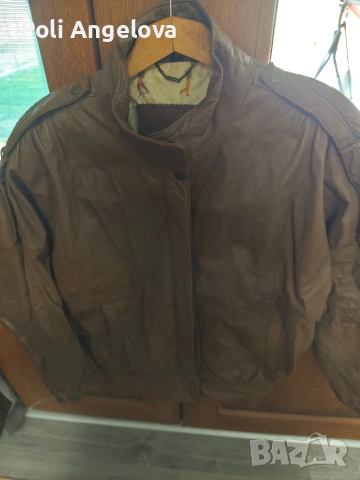 Дамско кожено яке като ново М размер