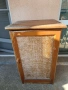 Шкафче с врата, масив, снимка 1
