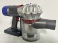 Вертикална прахосмукачка Dyson V8 Advanced с гаранция, снимка 9