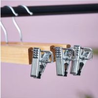 Дървена закачалка за поли и панталони с метални щипки - комплект 3 броя / 2356, снимка 2 - Други - 45369965