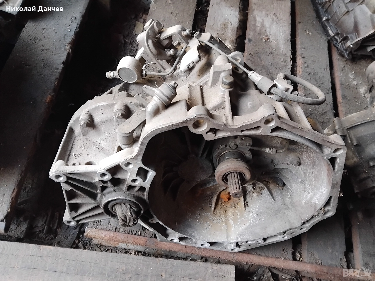 скоростна кутия за Опел замира Д, снимка 1