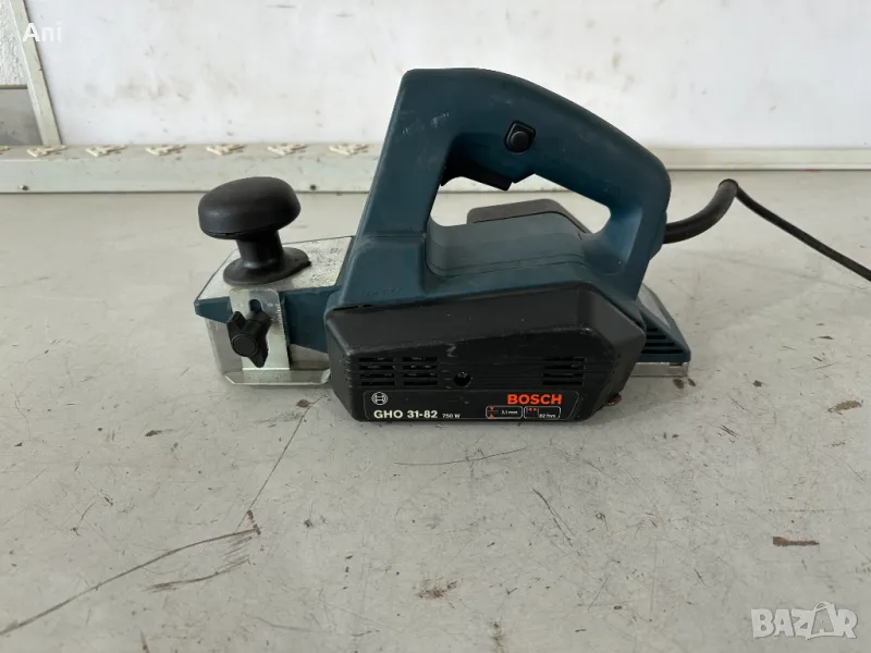 Ренде - Bosch GHO 31-82 / 750 W, снимка 1