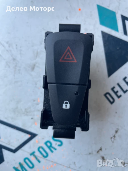 Копче за авариен сигнал от Dacia Dokker 1.2 TCe, двигател H5F402, 115 кс., 5 ск., 140 000 км, 2013г., снимка 1