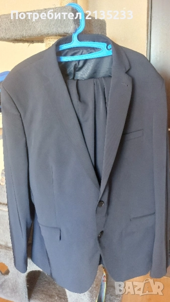 Продавам костюм , снимка 1
