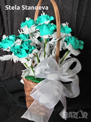 Кошница с цветя , снимка 2 - Изкуствени цветя - 54215902