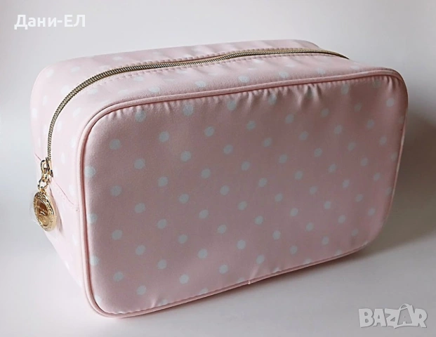 Estee Lauder голям козметичен несесер на точки