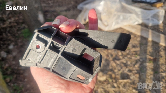 дръжка с жило за отваряне на преден капак VW Touran 2006г, снимка 7 - Части - 53770268