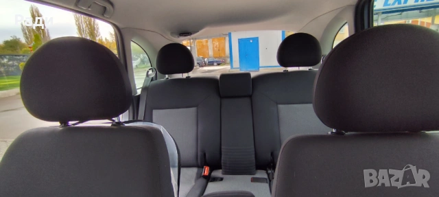 Opel Meriva 1.7 D, снимка 13 - Автомобили и джипове - 53439010