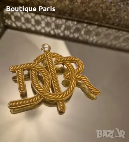 Christian Dior оригинална брошка 