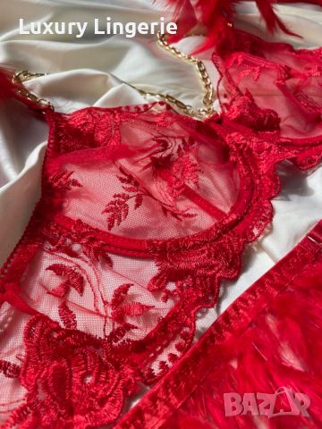 Комплект дамско бельо от пет части с пера в червено, снимка 4 - Бельо - 45846596