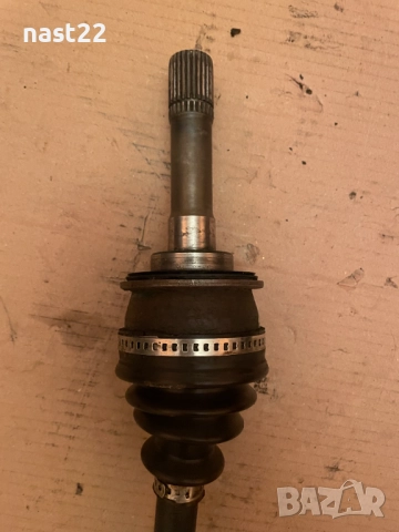 Дясна полуоска Сузуки Витара 1989-1998 год 1.6, снимка 2 - Части - 52677910