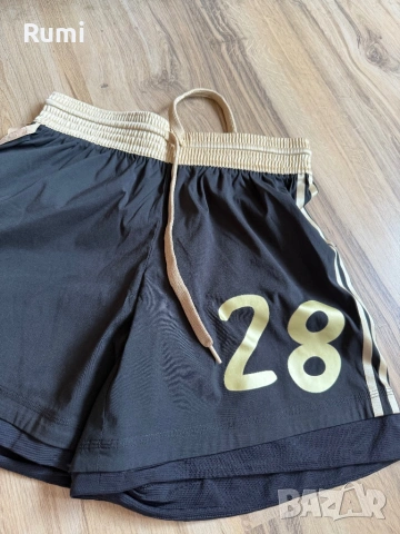 Оригинални къси панталони adidas Germany Home Shirt! М, снимка 5 - Къси панталони - 53134538