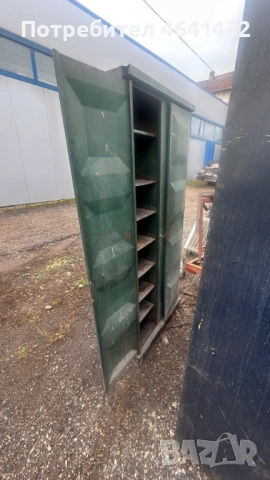 Метален шкаф/гардероб, снимка 3 - Шкафове и рафтове - 52294003