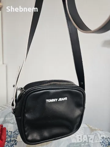 ОРИГИНАЛНА чанта Tommy Hilfiger, снимка 7 - Чанти - 47063999