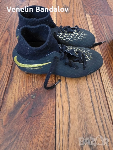 Детски бутонки за футбол, снимка 2 - Футбол - 54254567