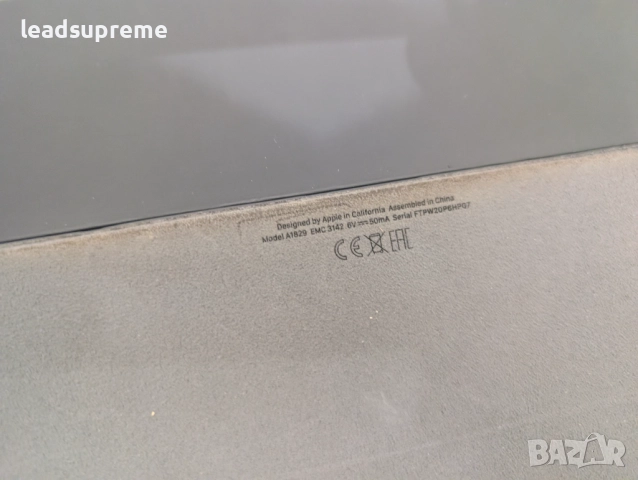 Клавиатура Ваучери Smart Keyboard A1829 EMC 3142 - за части не работят, снимка 6 - Таблети - 52636738