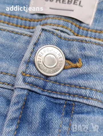 Мъжки дънки Jack&Jones размер 32/34, снимка 4 - Дънки - 51067688