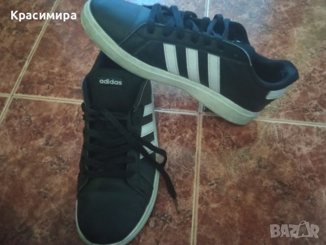 Маратонки Adidas №39 1/3 в отлично състояние, снимка 2 - Маратонки - 46256557