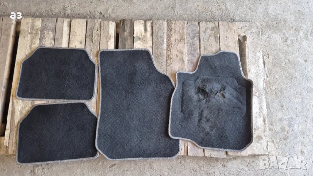 Универсални стелки за автомобил