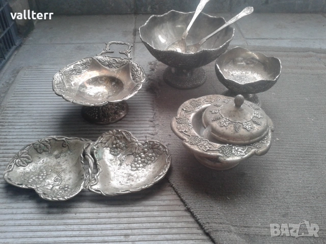 стари съдове,километраж хонда.колекция детски колички,станок бормашини, снимка 2 - Декорация за дома - 44773194