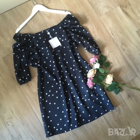 Разпродажба спешно Нова рокля на точки, плътна