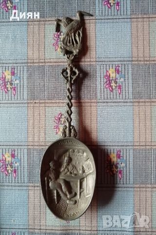Антична декоративна калаена лъжичка, снимка 1 - Антикварни и старинни предмети - 45640421