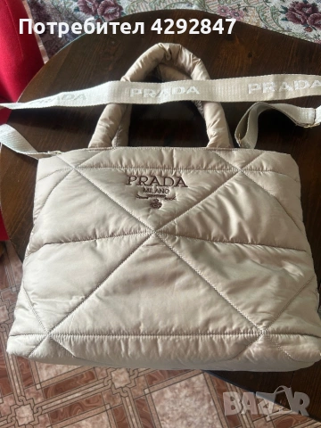 Дамска нова чанта Prada, снимка 5 - Чанти - 53882524