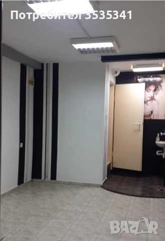 Давам под наем помещение 20кв.м.зад Централна поща партер , снимка 4 - Магазини - 52639482