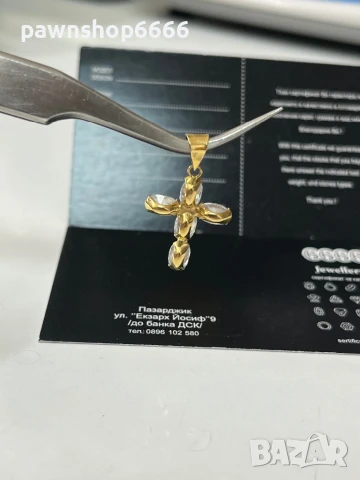 Златна висулка 18К / Златен Кръст 18К, снимка 3 - Колиета, медальони, синджири - 50732860