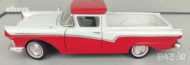 Метална количка Road Legends 1957 Ford Ranchero 1:18 Red and White